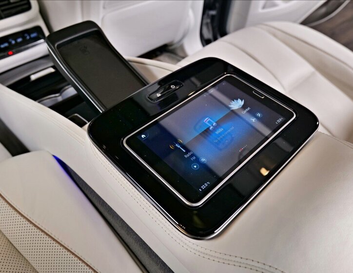 Mercedes-Benz GLS SUV 4,0 l 410 kw