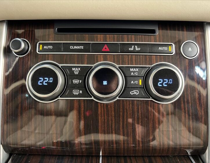 Land Rover Range Rover 22