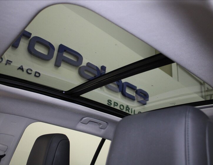 Citroën C5 Aircross SUV 1,6 l 165 kw