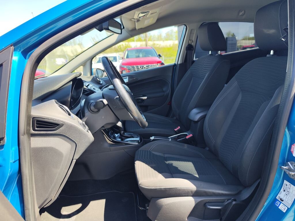 Ford Fiesta Hatchback 998,0 74 kw