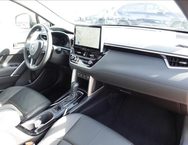 Toyota Corolla Cross 34