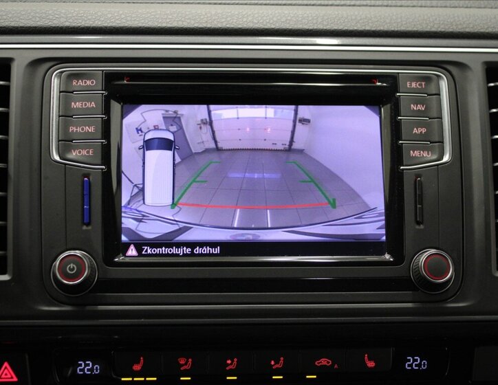 Volkswagen Multivan 11