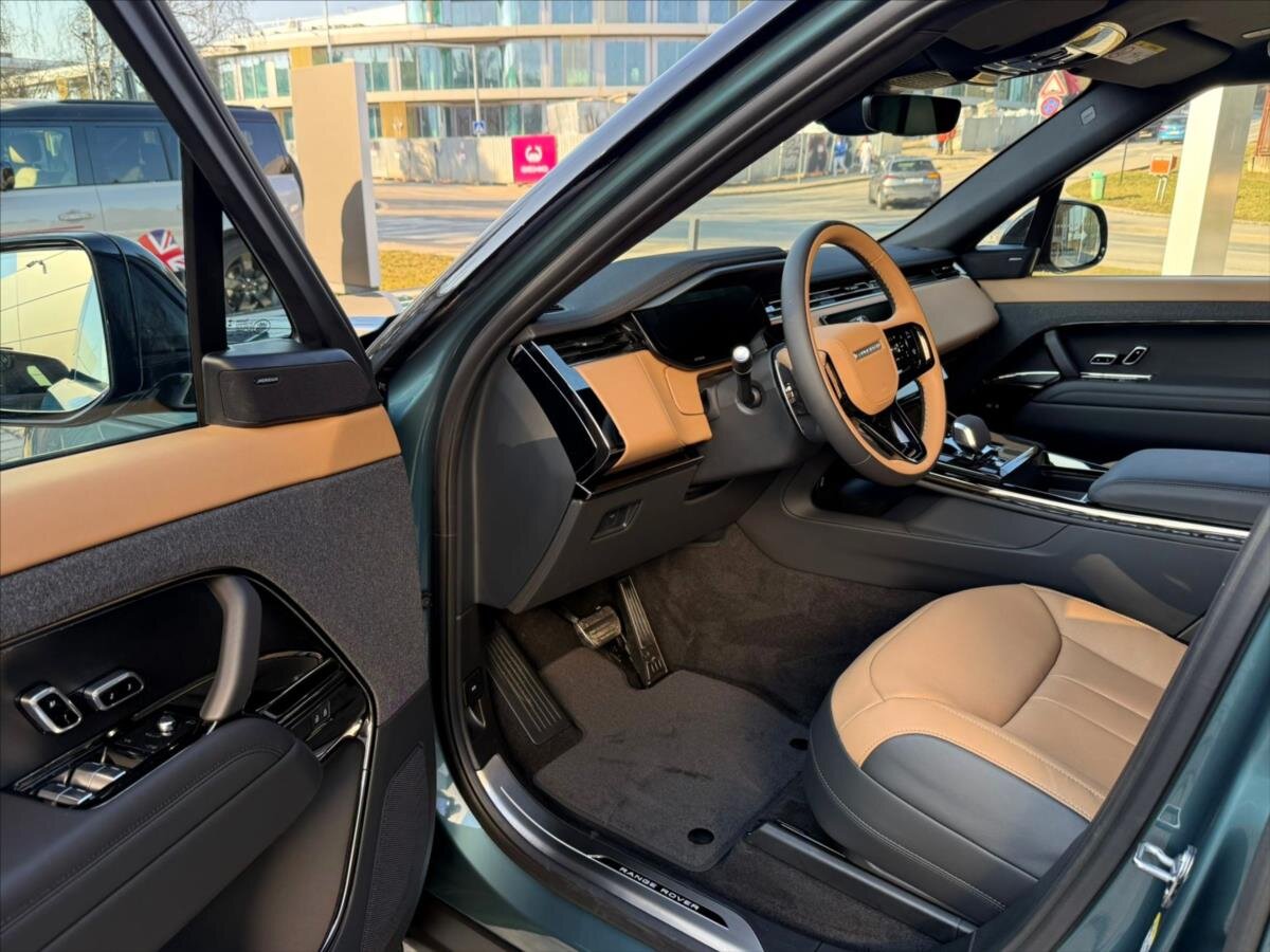 Land Rover Range Rover Sport SUV / Terénní 3,0 l 183 kw