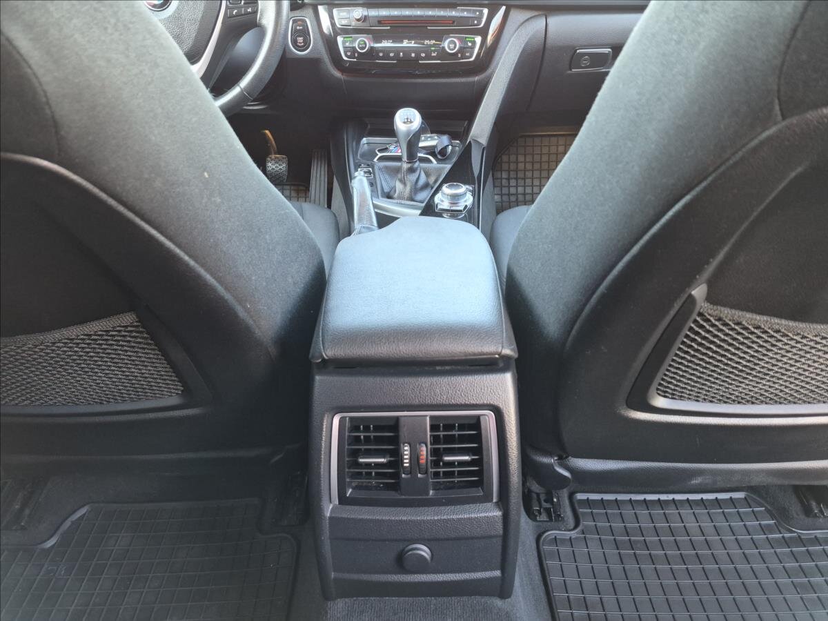 BMW Řada 3 Kombi 2,0 l 140 kw