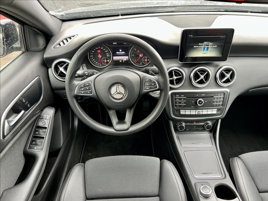 Mercedes-Benz Třídy A Hatchback 1,5 l 80 kw