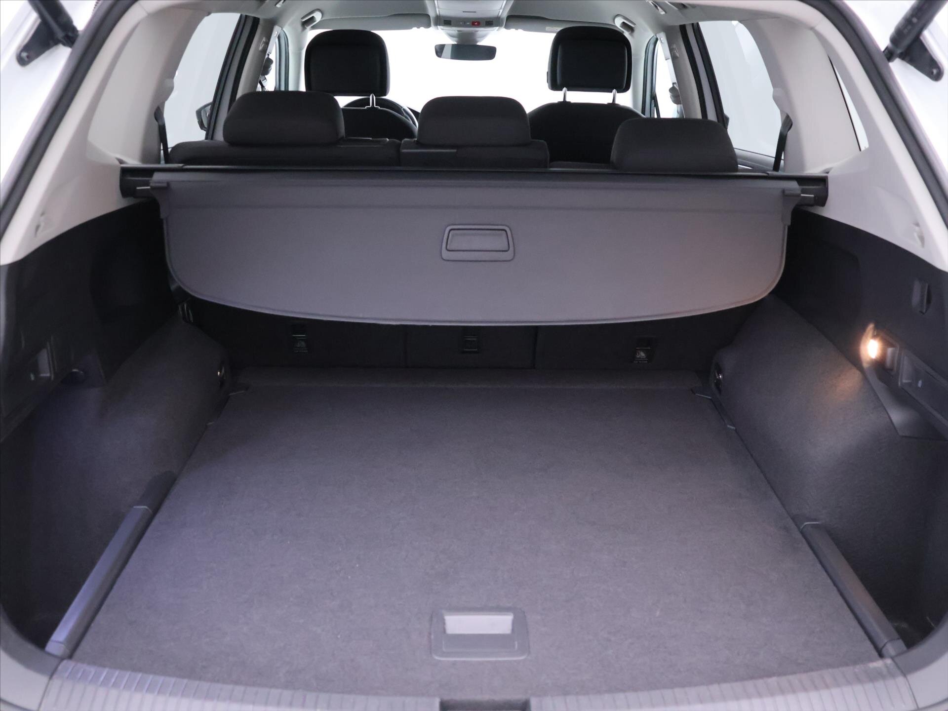 Volkswagen Tiguan Allspace SUV / Terénní 2,0 l 147 kw