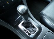 Suzuki Kizashi Sedan / Limuzína 2,4 l 131 kw