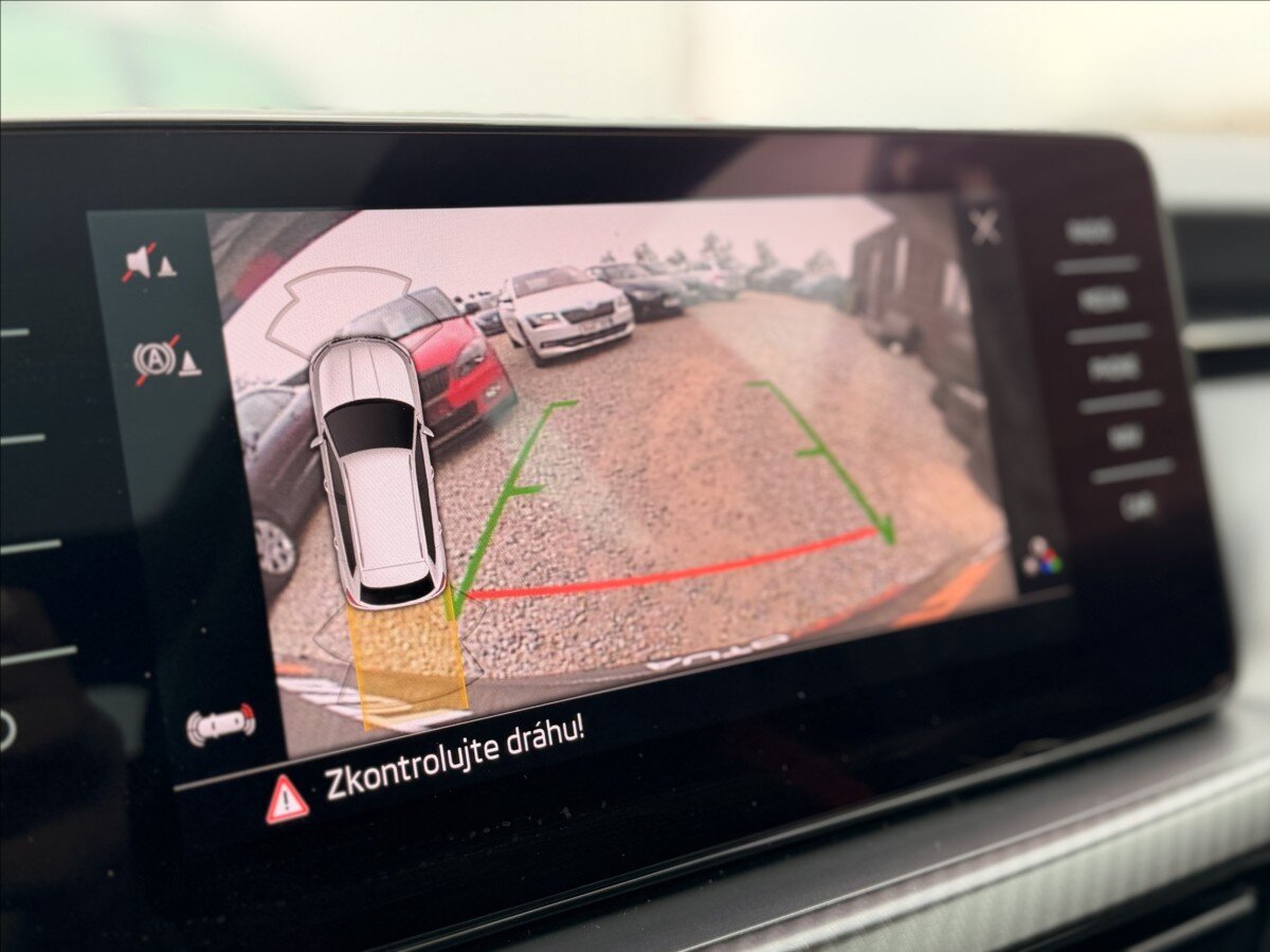 Škoda Kamiq SUV / Terénní 1,5 l 110 kw