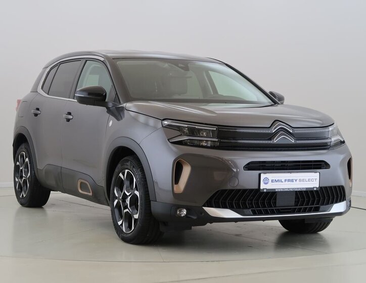 Citroën C5 Aircross SUV / Terénní 1,2 l 96 kw
