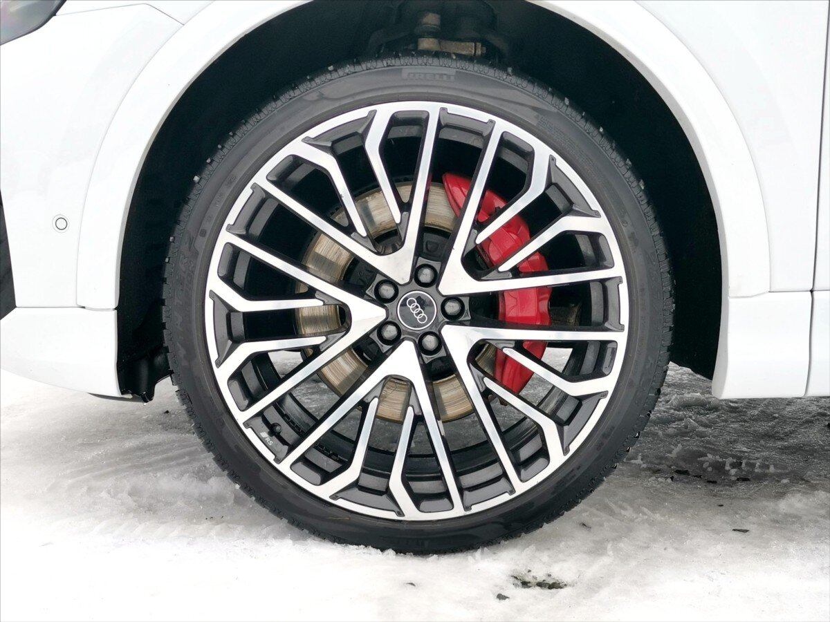 Audi Q8 SUV 3,0 l 250 kw