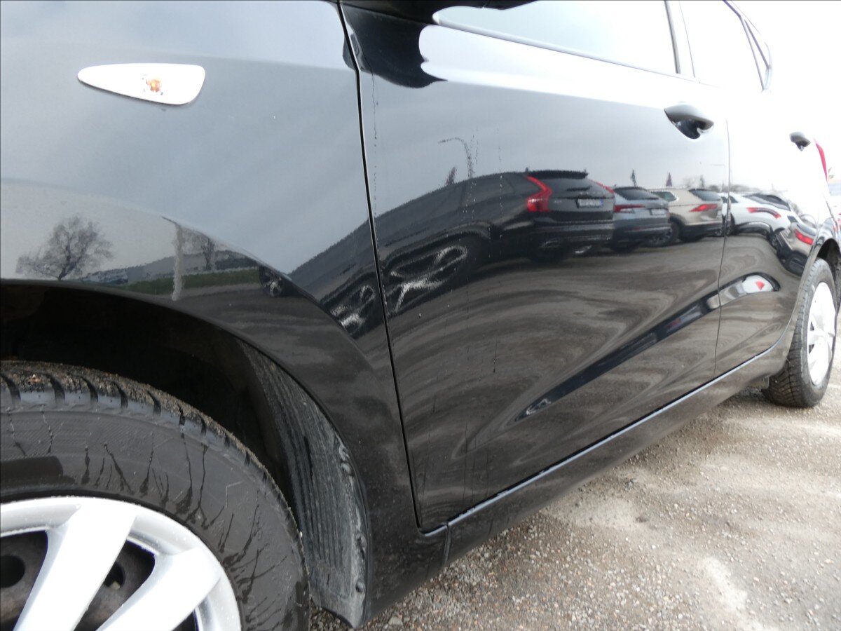 Hyundai i10 Hatchback 998,0 49 kw