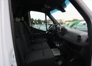 Mercedes-Benz Sprinter 13
