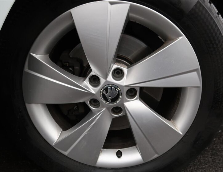 Škoda Superb Kombi 2,0 l 110 kw