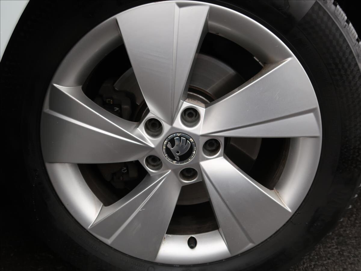 Škoda Superb Kombi 2,0 l 110 kw