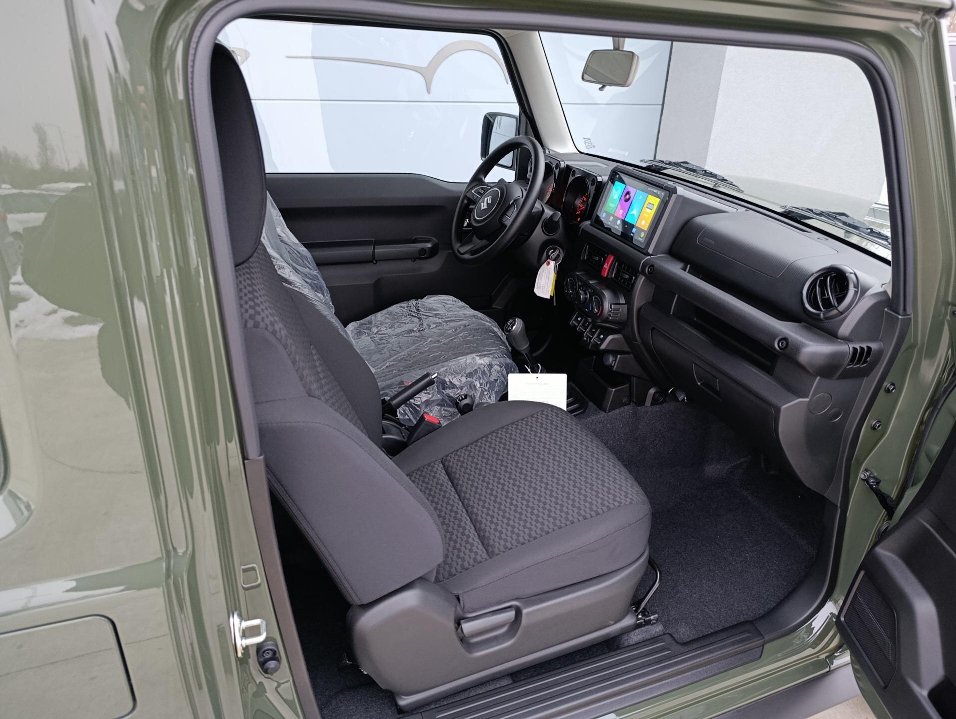 Suzuki Jimny SUV 1,5 l 75 kw