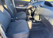 Toyota Yaris 11