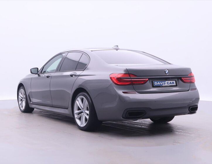 BMW Řada 7 Sedan 4,4 l 330 kw