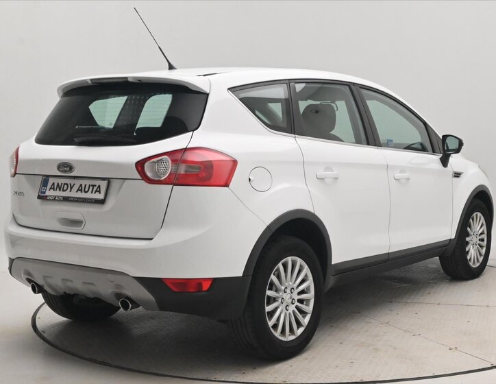 Ford Kuga SUV / Terénní 2,0 l 103 kw
