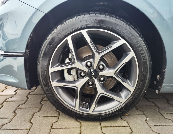 KIA Ceed Kombi 1,5 l 117 kw