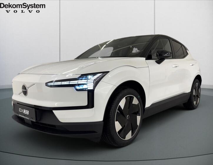 Volvo EX30 1