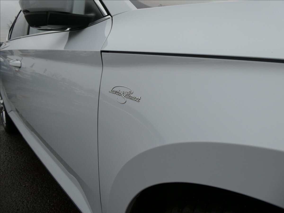 Škoda Superb Sedan / Limuzína 2,0 l 110 kw