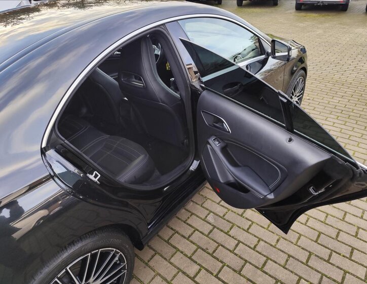 Mercedes-Benz CLA Sedan 1,6 l 115 kw