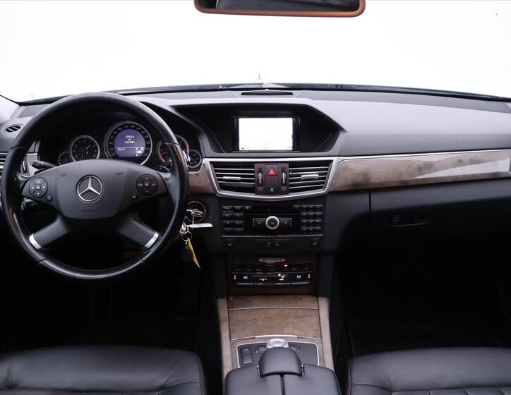 Mercedes-Benz Třídy E Kombi 3,0 l 170 kw