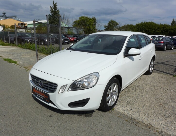 Volvo V60 2