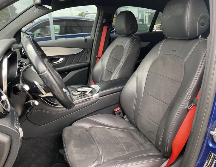 Mercedes-Benz GLC 10