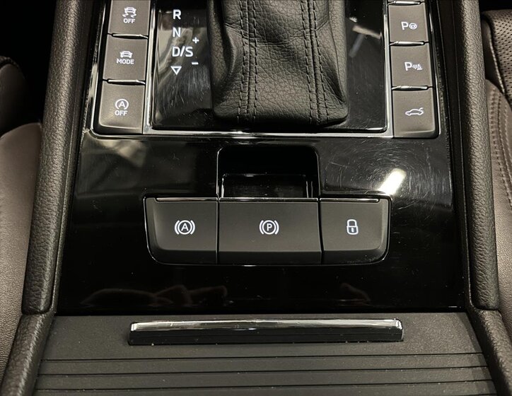 Škoda Superb Liftback 2,0 l 140 kw