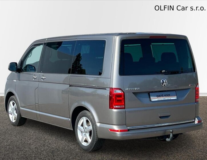 Volkswagen Multivan 9