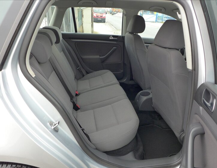 Volkswagen Golf Kombi 1,4 l 59 kw