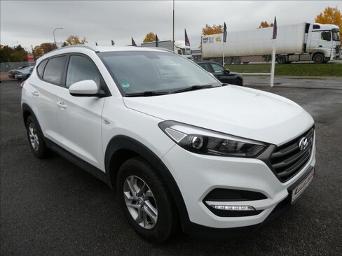 Hyundai Tucson SUV 1,6 l 97 kw