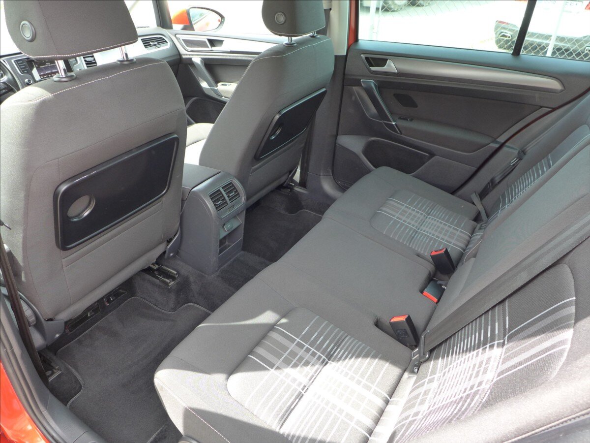 Volkswagen Golf Sportsvan MPV 1,2 l 63 kw