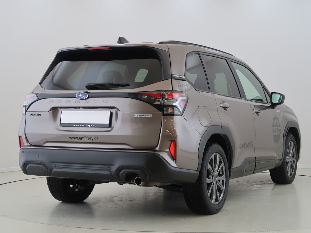 Subaru Forester SUV 2,0 l 113 kw