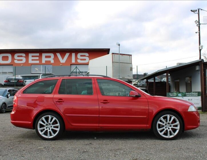 Škoda Octavia Kombi 2,0 l 125 kw