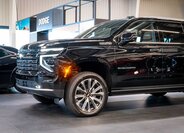 Chevrolet Suburban SUV 6,2 l 313 kw