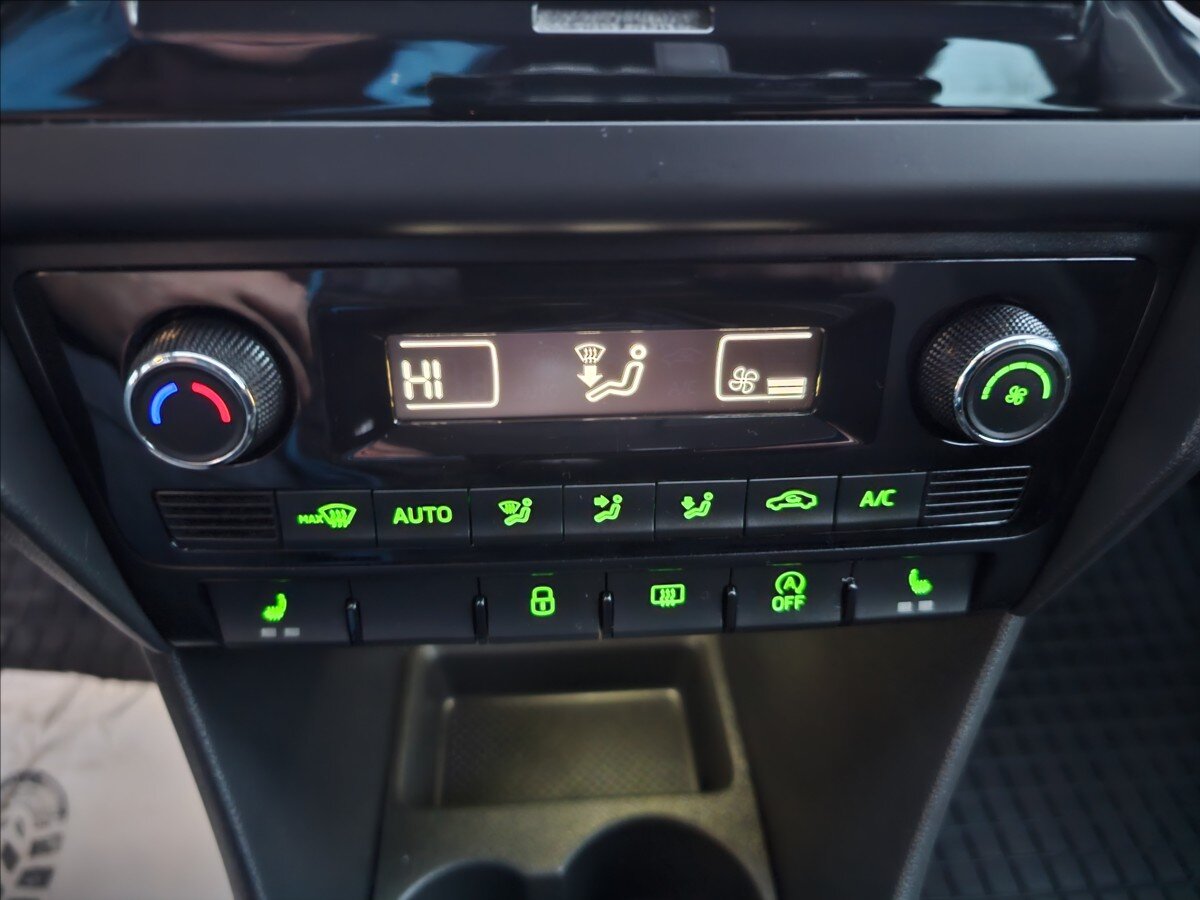 Škoda Rapid Hatchback 999,0 81 kw