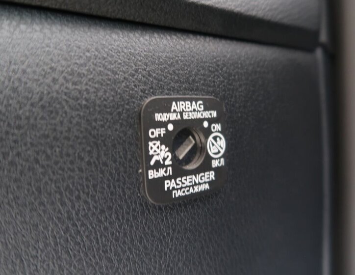 Toyota C-HR Hatchback 1,8 l 72 kw