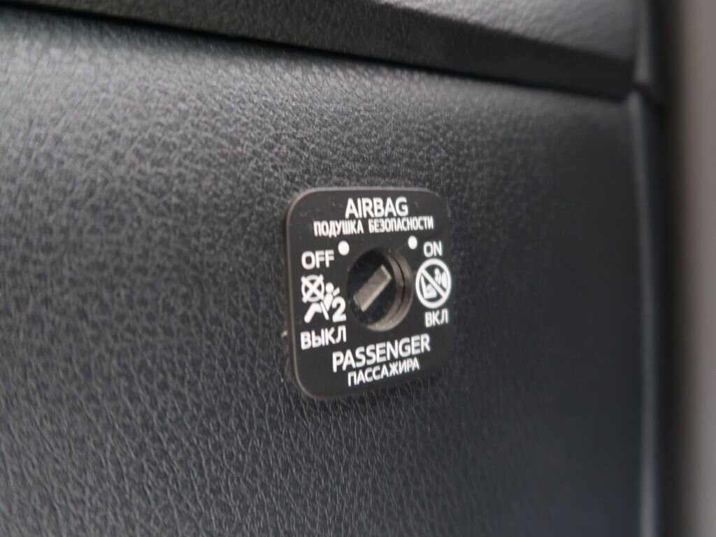 Toyota C-HR Hatchback 1,8 l 72 kw