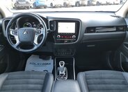 Mitsubishi Outlander SUV / Terénní 2,4 l 165 kw