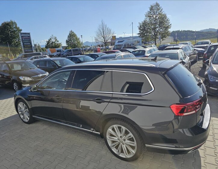 Volkswagen Passat Kombi 2,0 l 110 kw