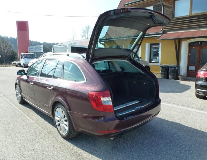 Škoda Superb Kombi 2,0 l 125 kw