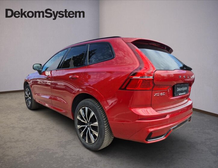 Volvo XC60 SUV / Terénní 2,0 l 145 kw