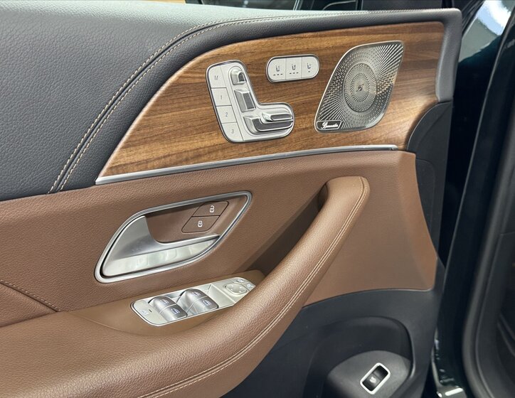 Mercedes-Benz GLS SUV / Terénní 3,0 l 270 kw