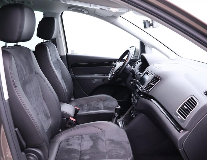 Volkswagen Sharan 12