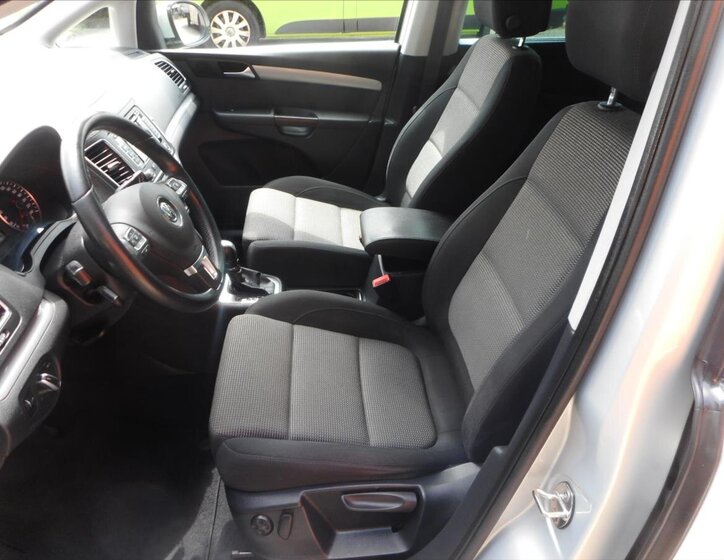 Volkswagen Sharan MPV 2,0 l 103 kw