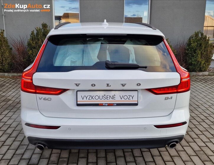 Volvo V60 Kombi 2,0 l 145 kw