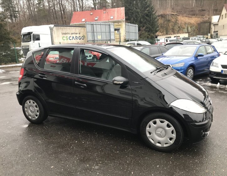 Mercedes-Benz Třídy A Hatchback 1,5 l 70 kw
