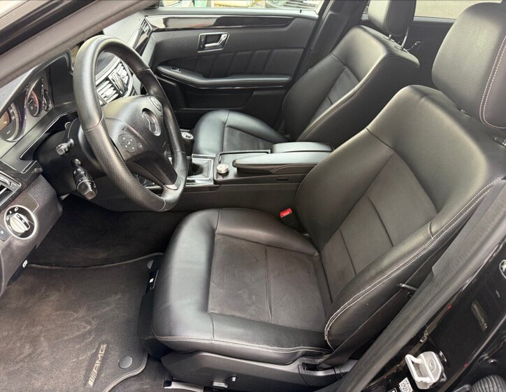 Mercedes-Benz Třídy E Kombi 2,1 l 100 kw